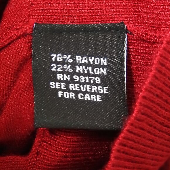 Premise Studio 8 Button Cardigan Sweater Burgundy w/Stylish Buttons, Siz… - Picture 6 of 6